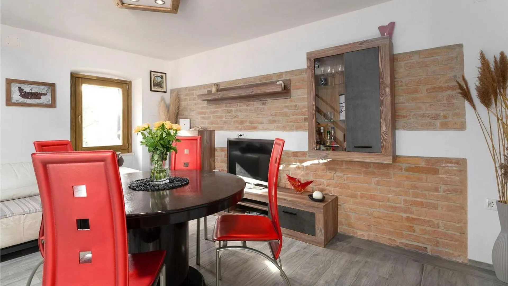 Vila Paris Poreč 0*,